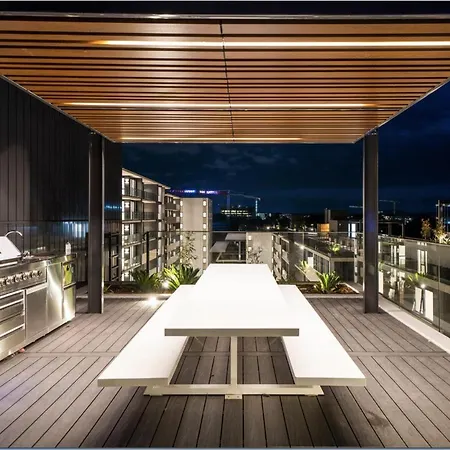 The Hamptons - Lux 2 Bed 2 Bath, Pool - Central Location Canberra Exterior photo